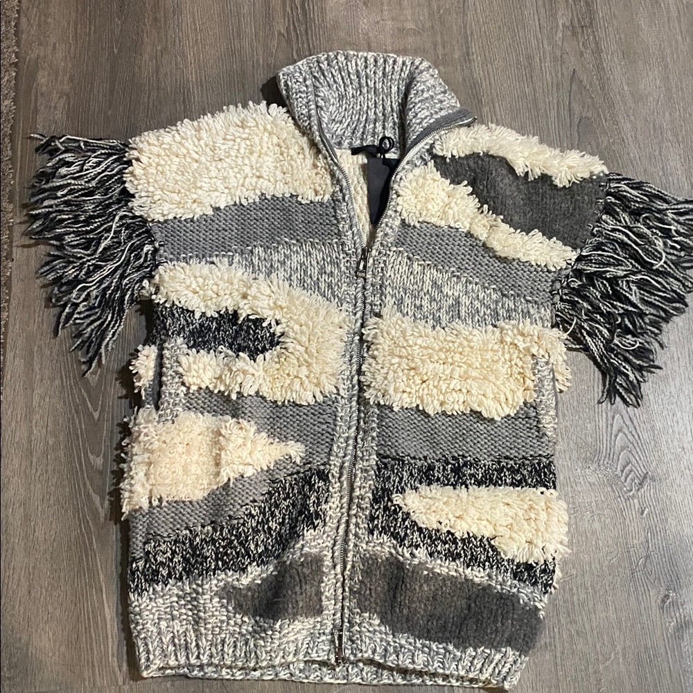 Belstaff: Cozy Fringe  2 pkt Knit Vest in Gray and Cream